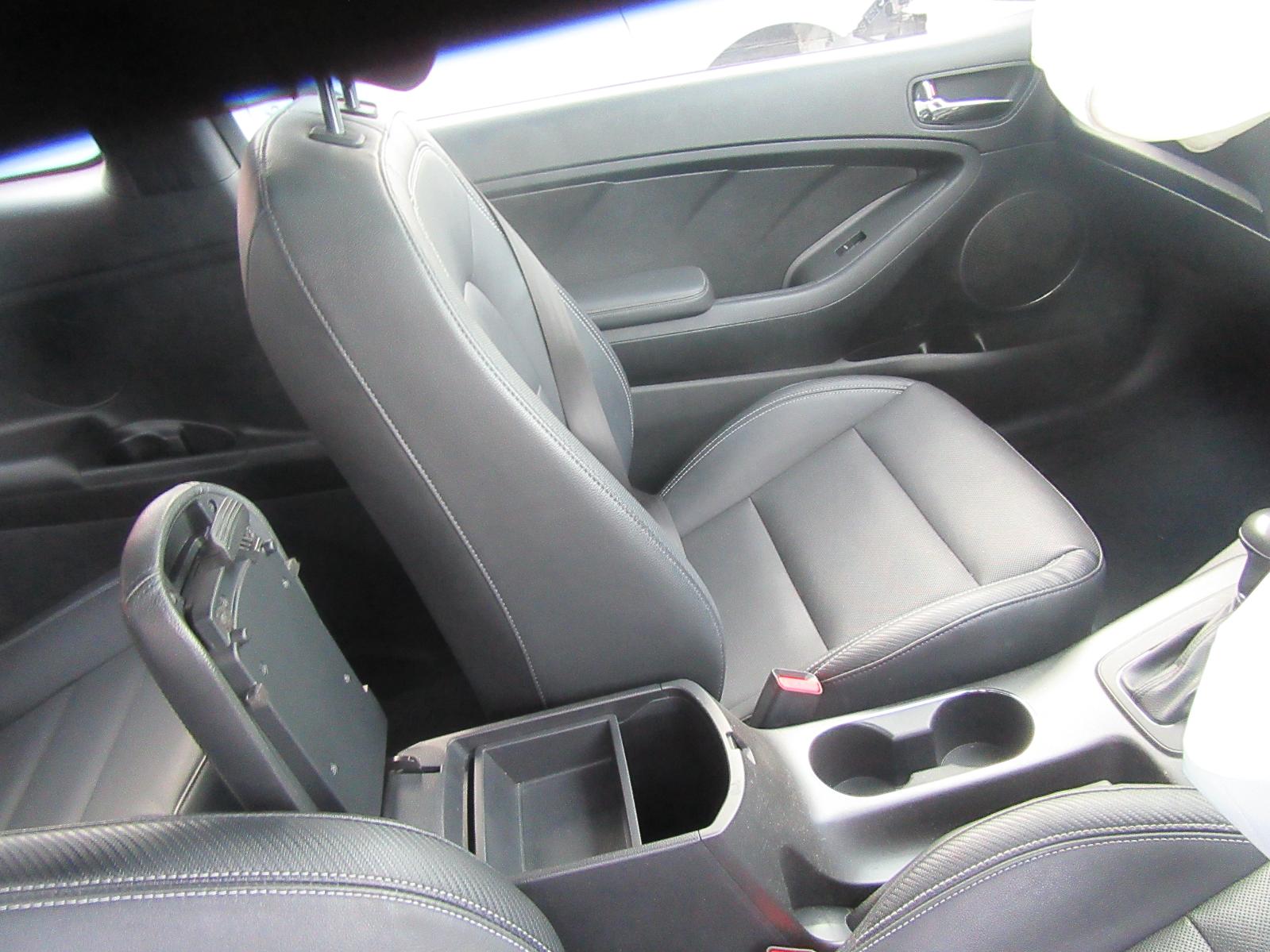 View Auto part Sunvisor Kia Cerato 2014