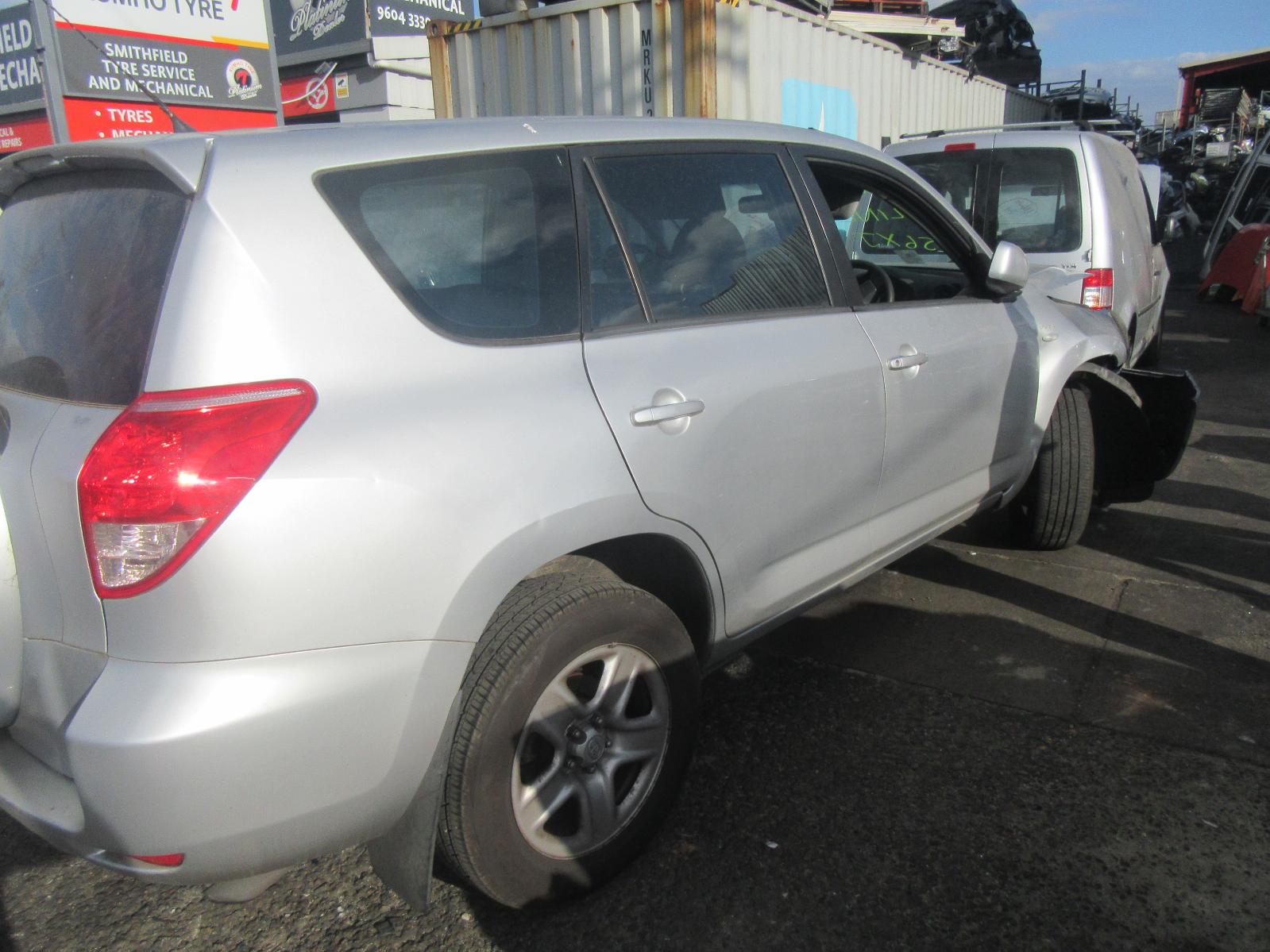 View Auto part Right Front Window Reg/Motor Toyota Rav4 2006
