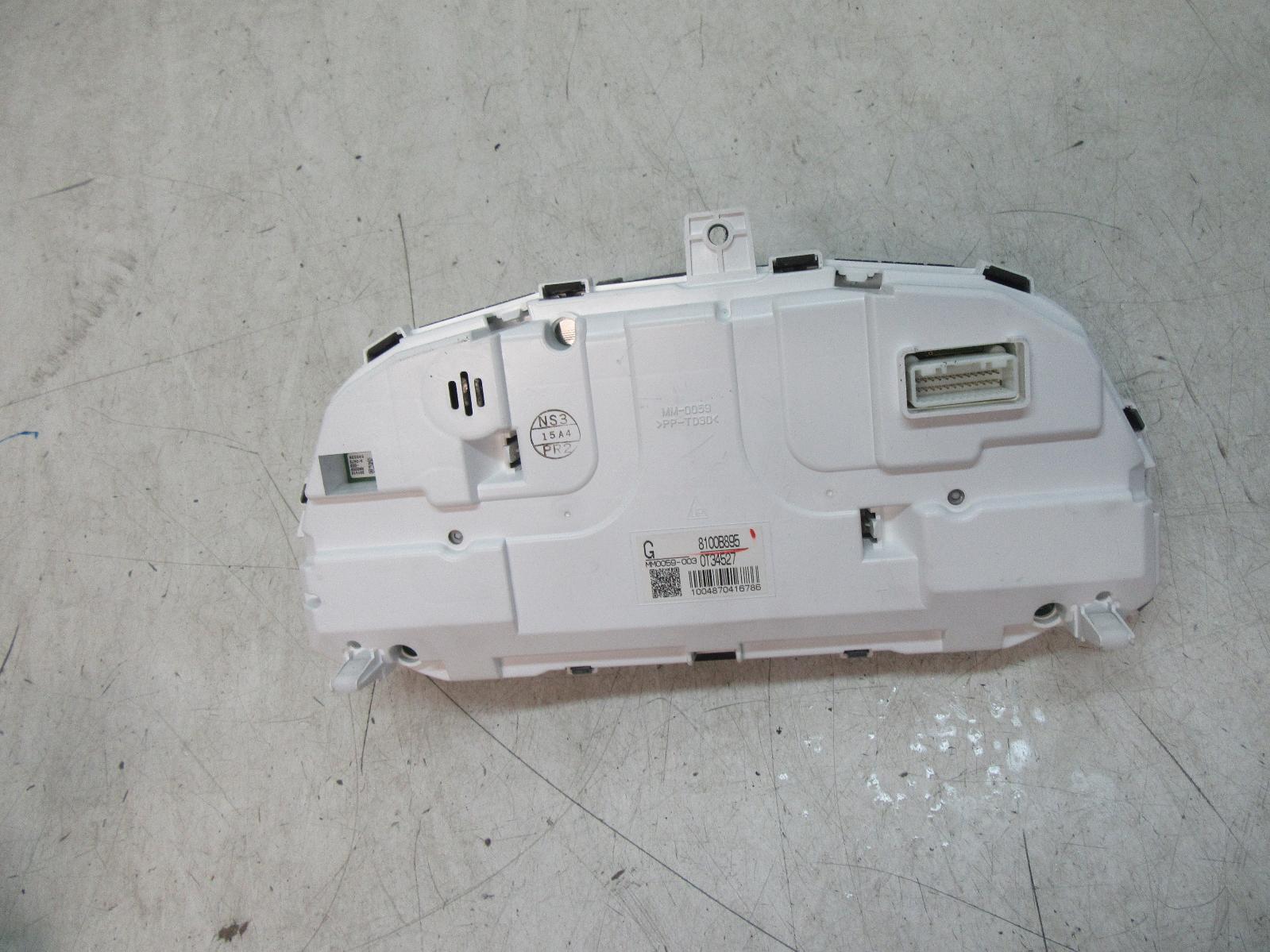 View Auto part Instrument Cluster Mitsubishi Outlander 2014