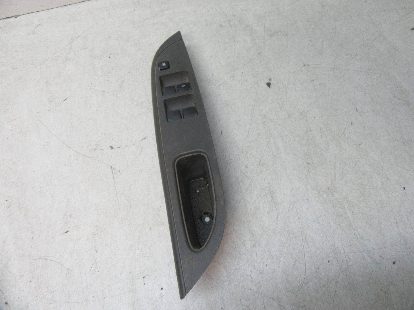 View Auto part Pwr Dr Wind Switch Mitsubishi Triton 2016