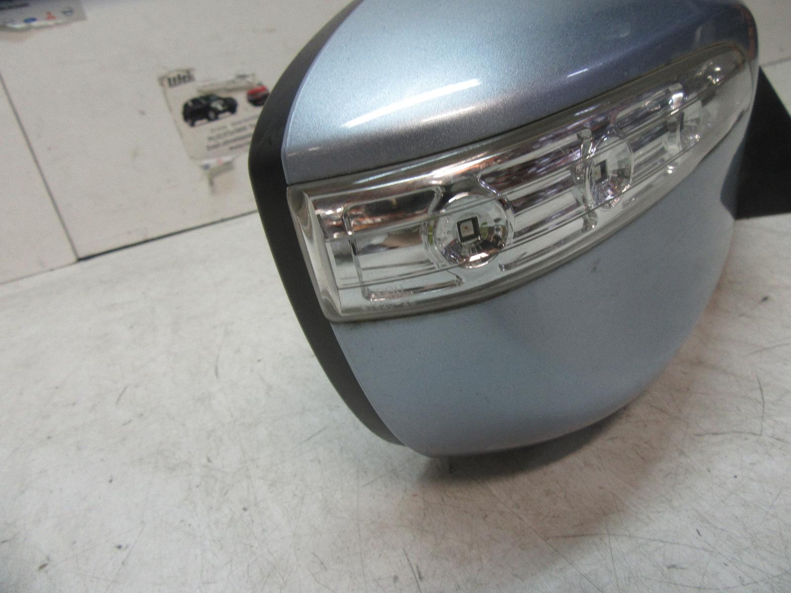 View Auto part Right Door Mirror Hyundai Ix35 2011