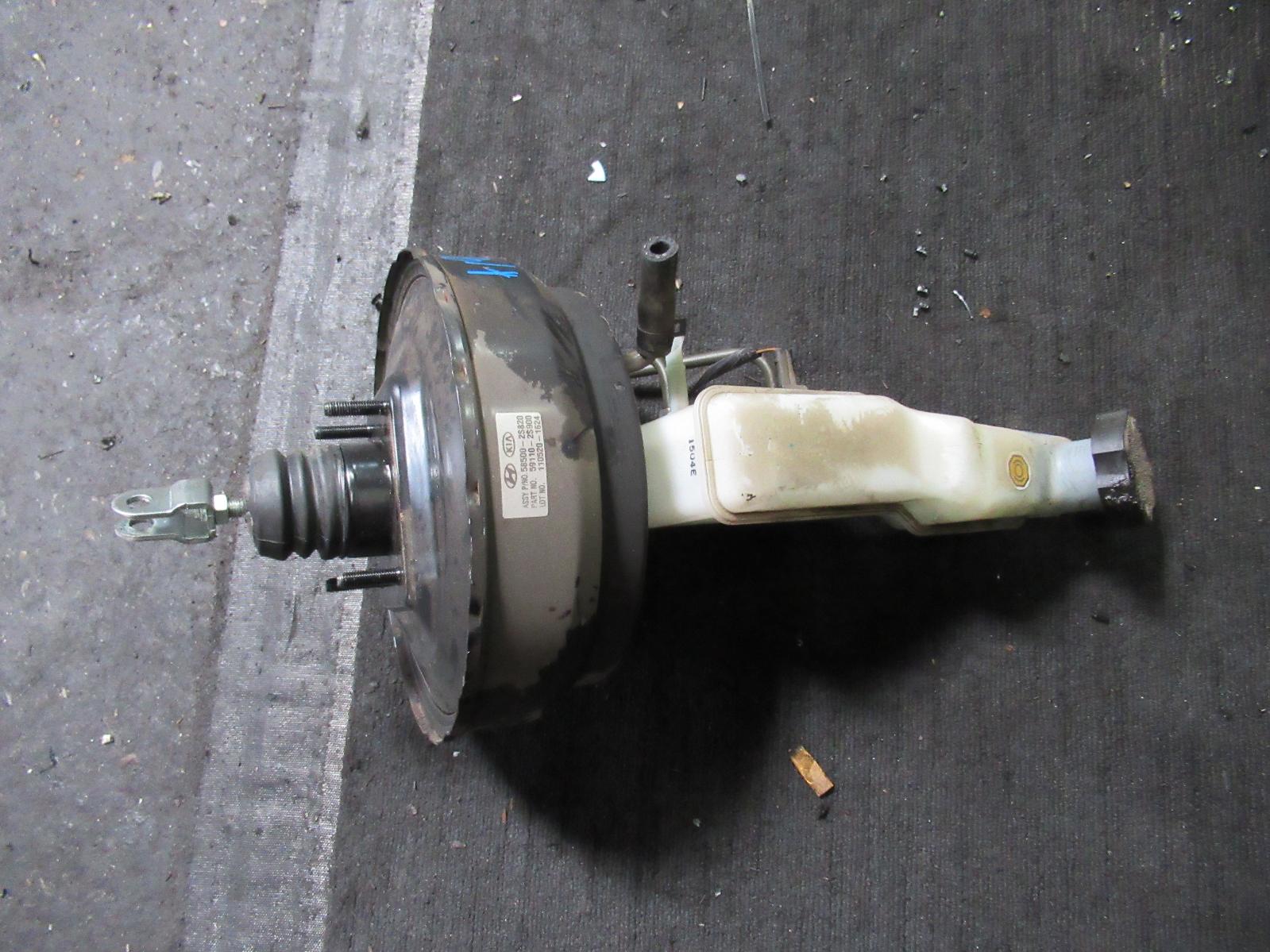 View Auto part Brake Booster Hyundai Ix35 2011