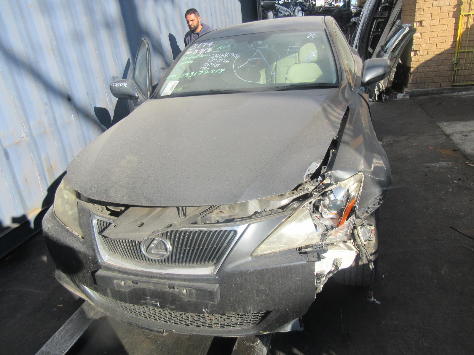 View Auto part Right Front Window Reg/Motor Lexus Is250/is250c 2006