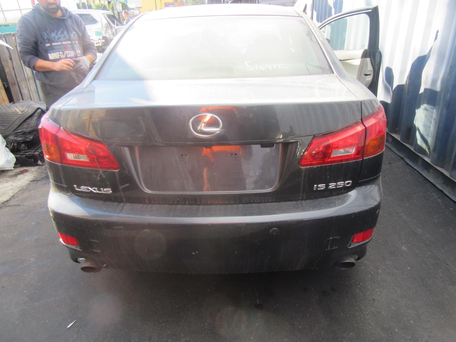 View Auto part Right Front Window Reg/Motor Lexus Is250/is250c 2006