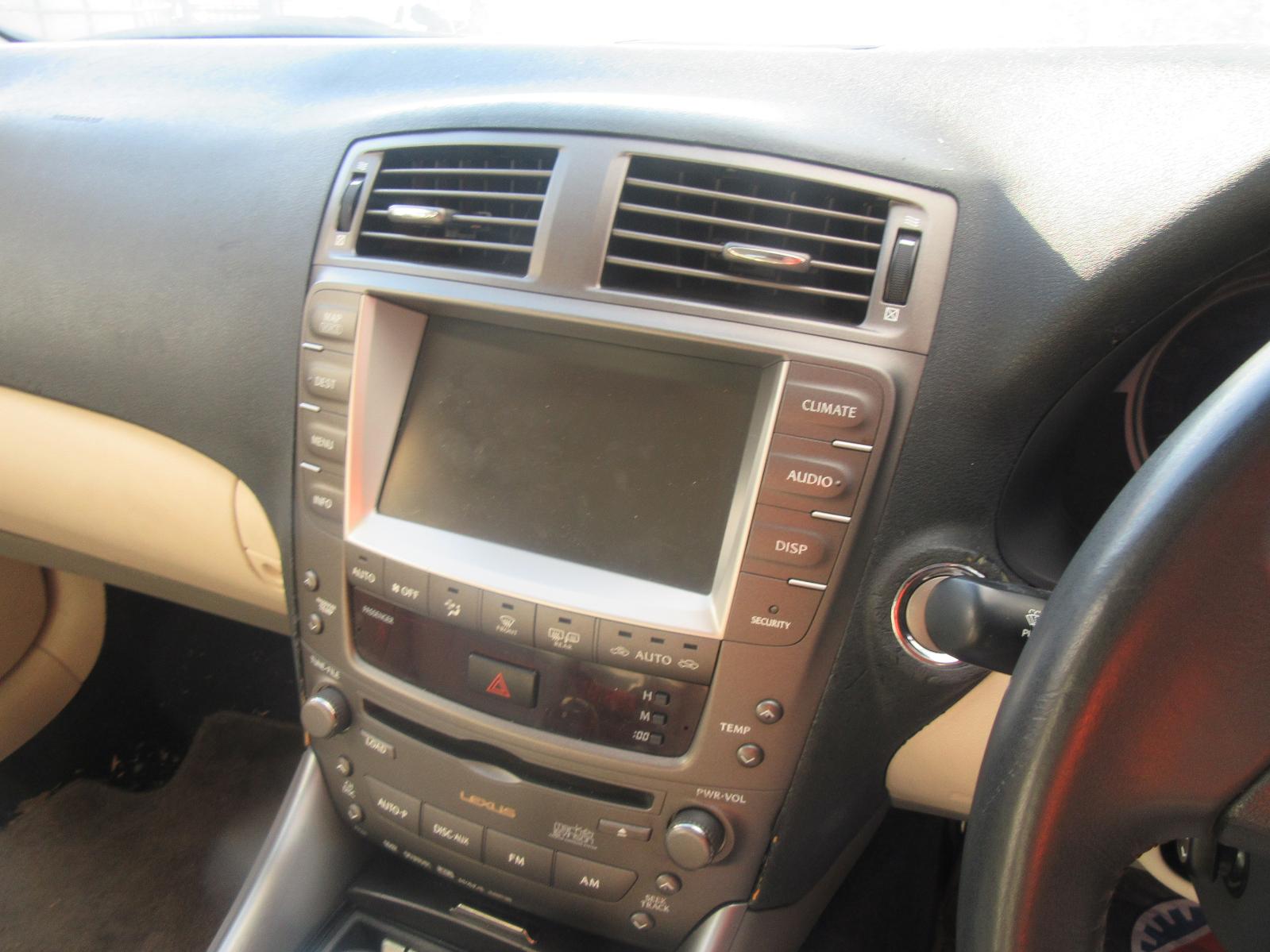 View Auto part Right Front Window Reg/Motor Lexus Is250/is250c 2006