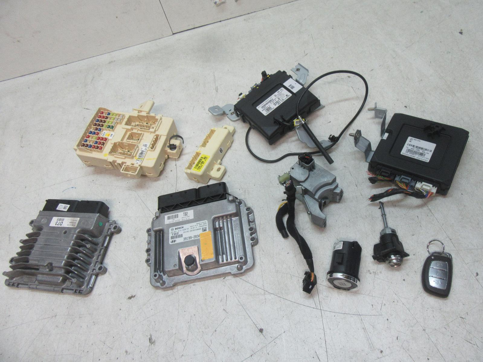 View Auto part Ecu Hyundai Tucson 2015