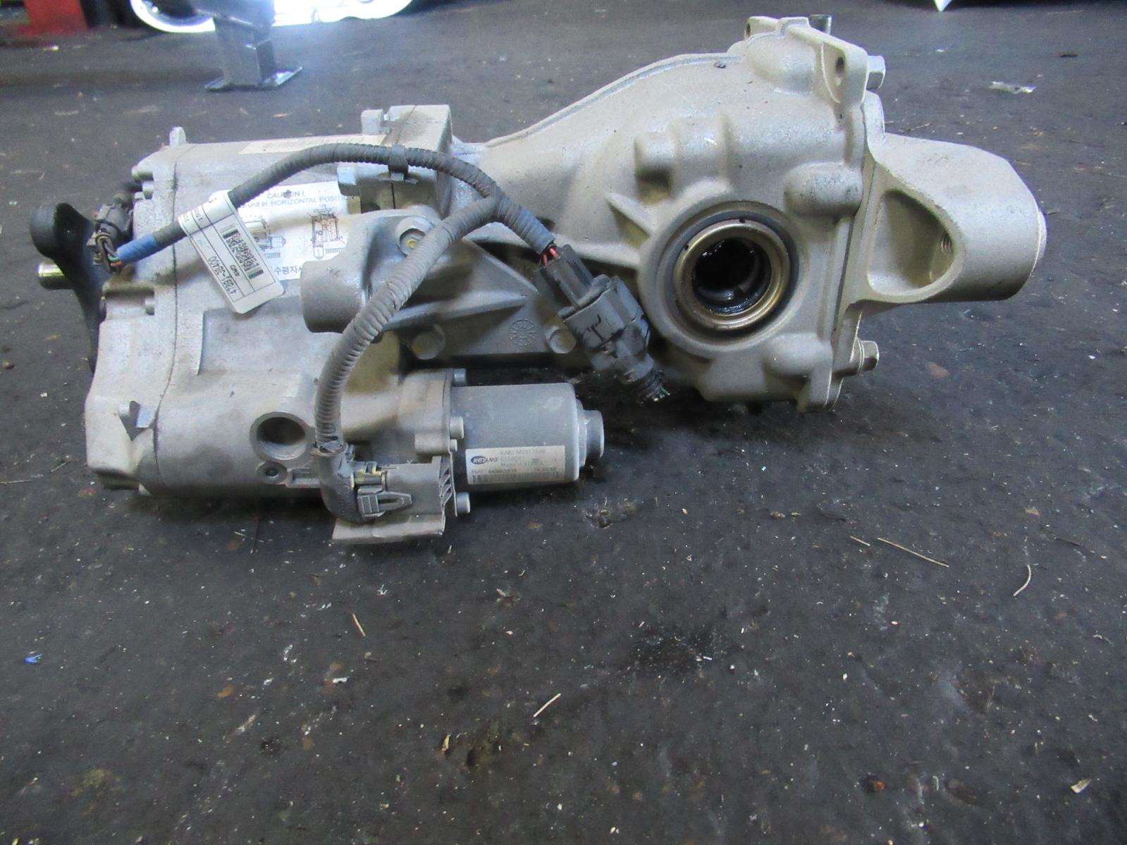 View Auto part Differential Centre Hyundai Tucson 2015