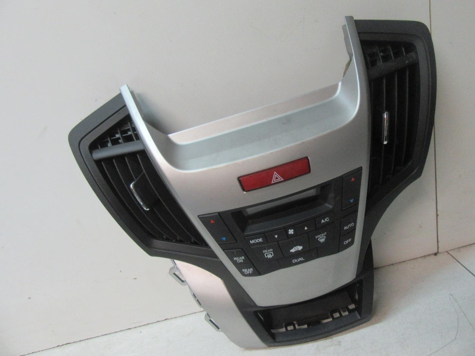 View Auto part Heater/Ac Controls Honda Odyssey 2012