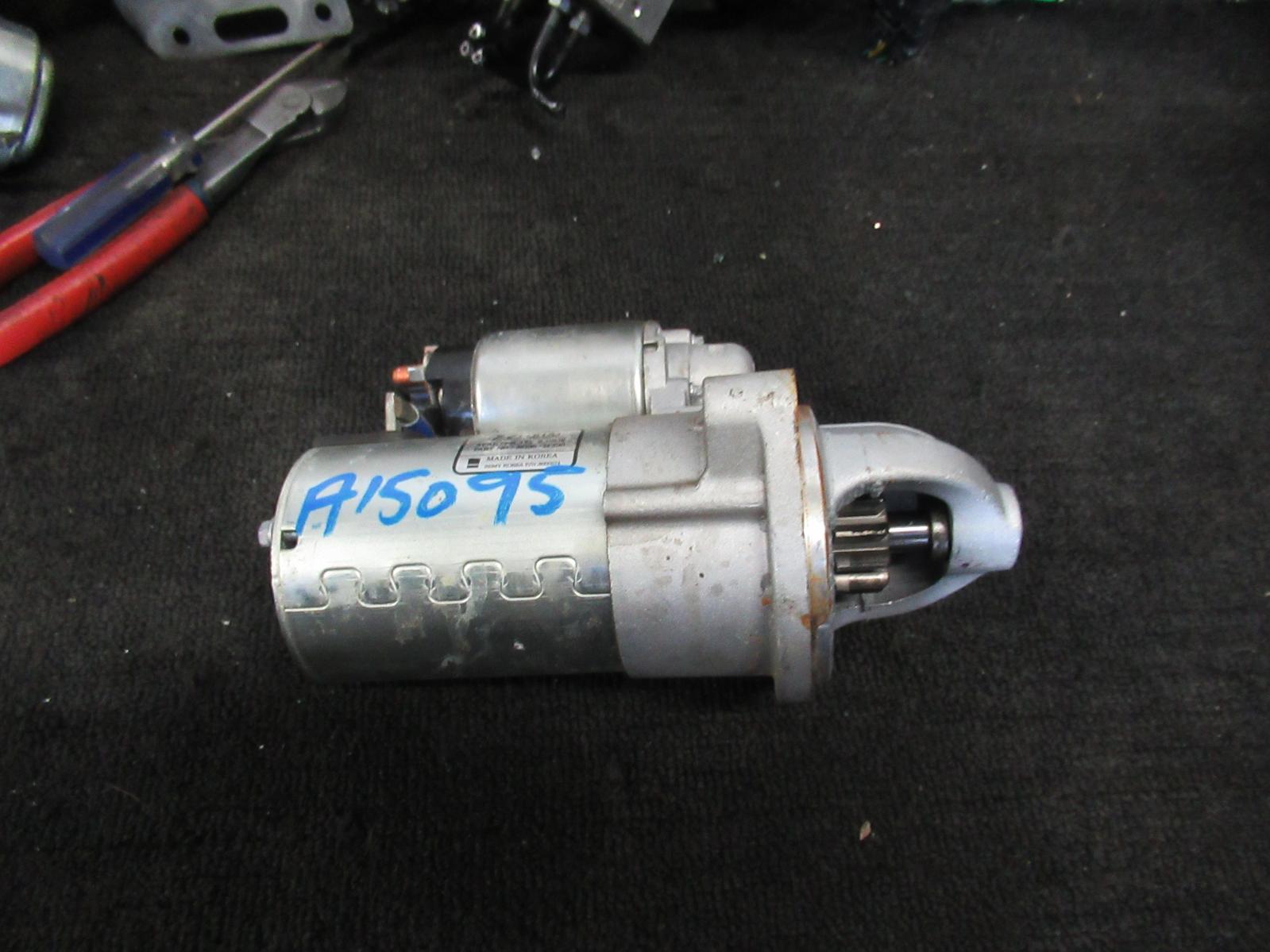View Auto part Starter Hyundai Santa Fe 2016