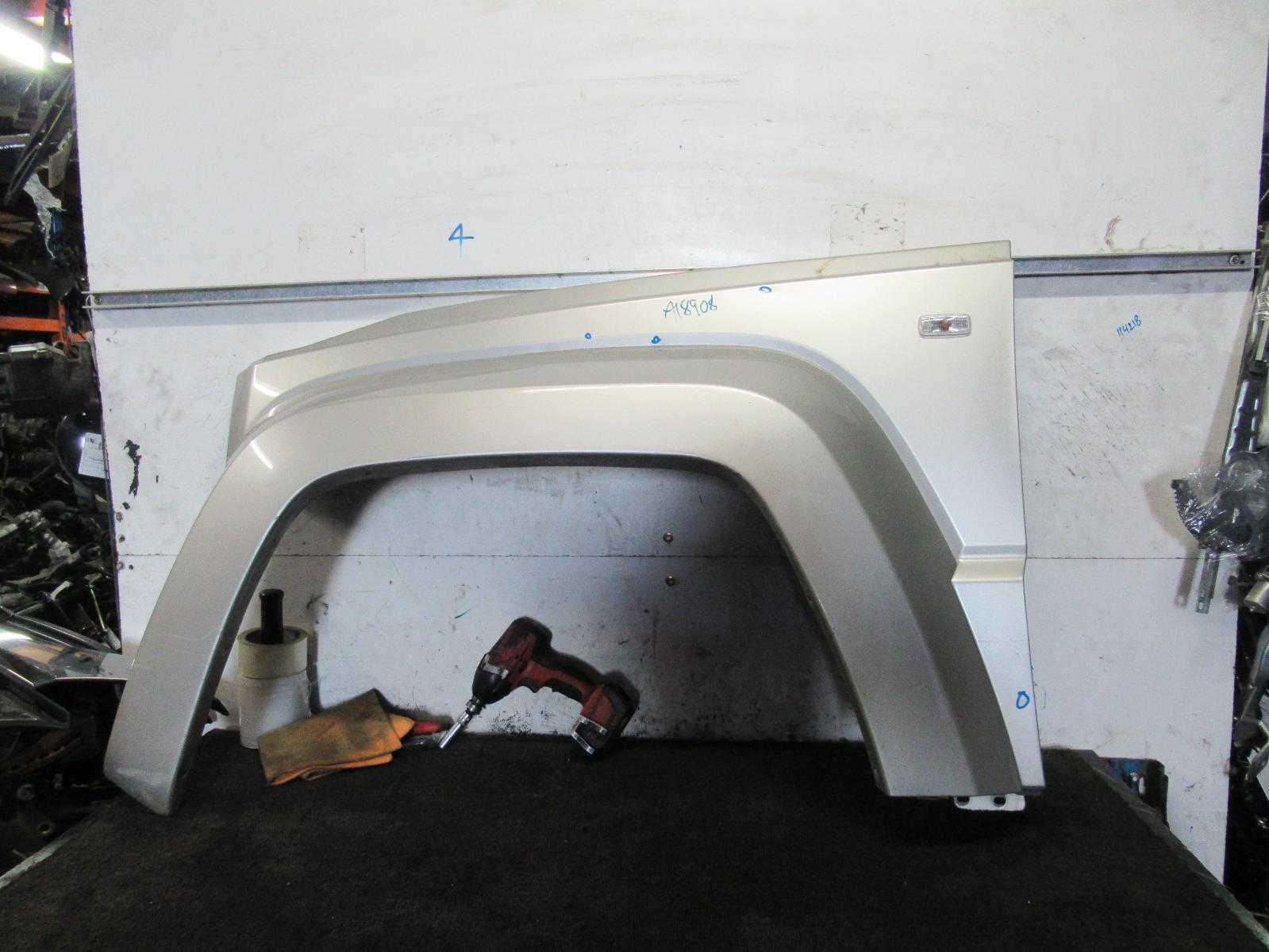 View Auto part Left Guard Jeep Cherokee 2009