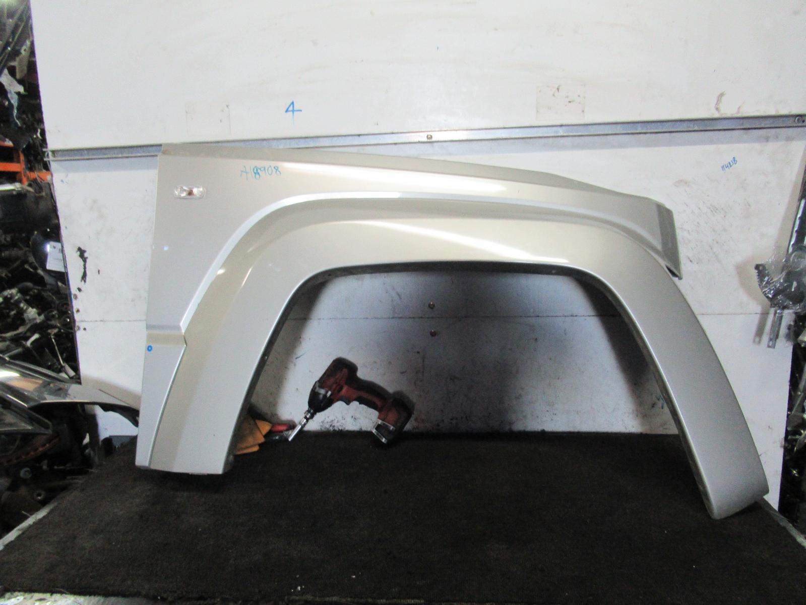 View Auto part Right Guard Jeep Cherokee 2009