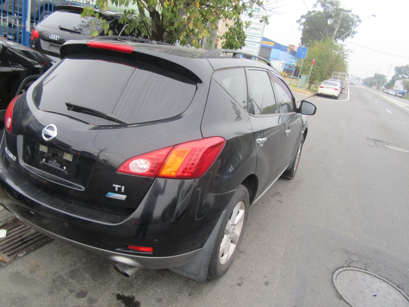 View Auto part Right Rear Door Sliding Nissan Murano 2010