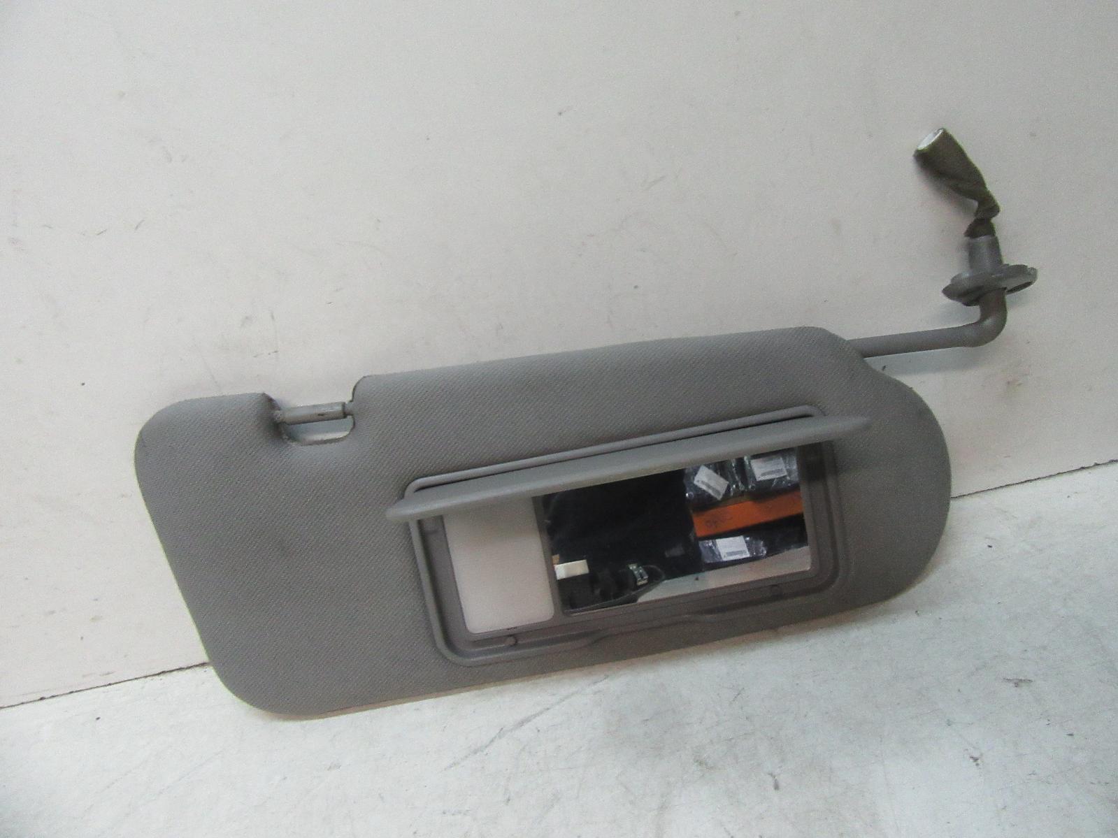 View Auto part Sunvisor Kia Sorento 2007