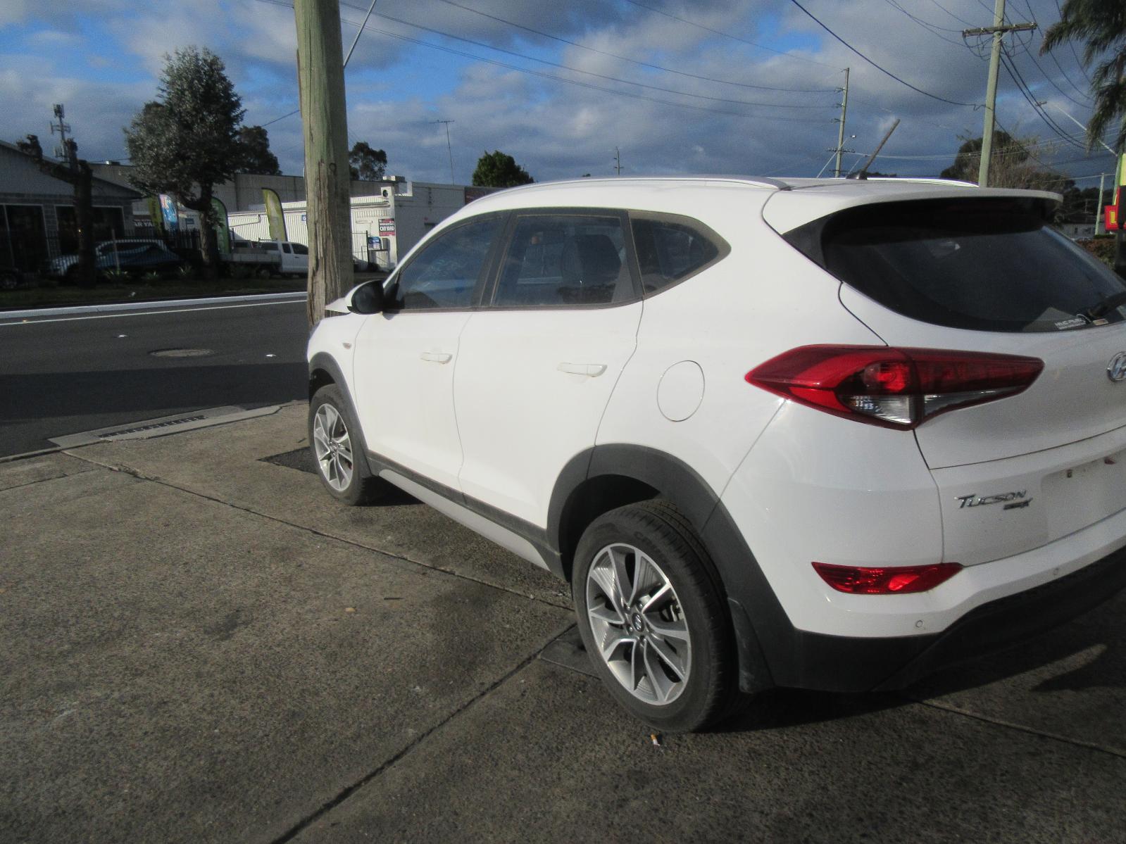 View Auto part Heater/Ac Controls Hyundai Tucson 2017