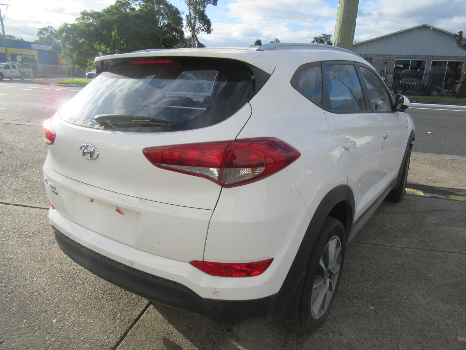 View Auto part Heater/Ac Controls Hyundai Tucson 2017