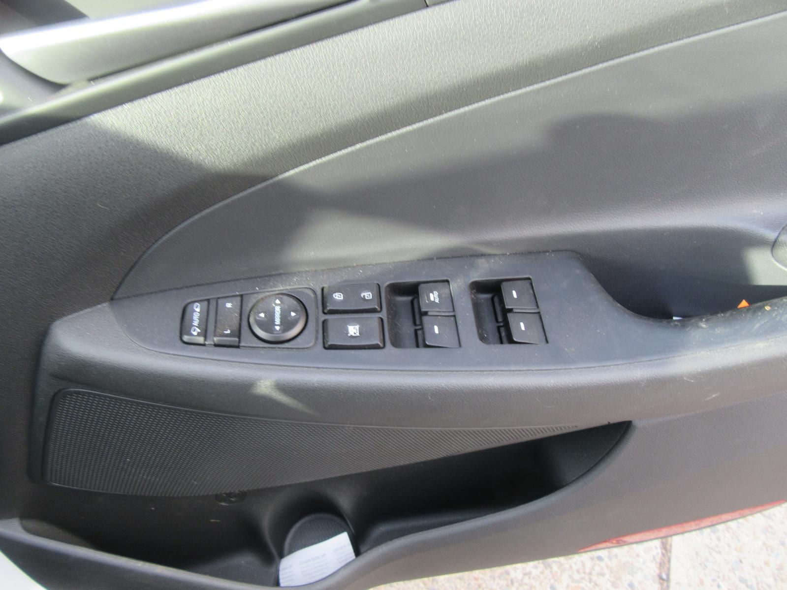 View Auto part Heater/Ac Controls Hyundai Tucson 2017