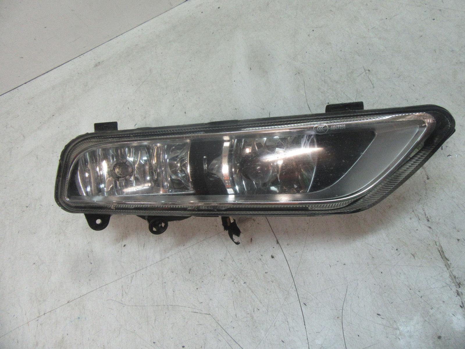 View Auto part Right Indicator/Fog/Side Volkswagen Passat 2011
