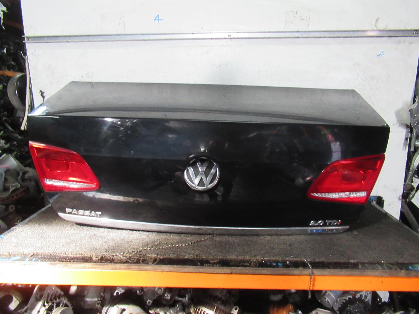 View Auto part Bootlid/Tailgate Volkswagen Passat 2011