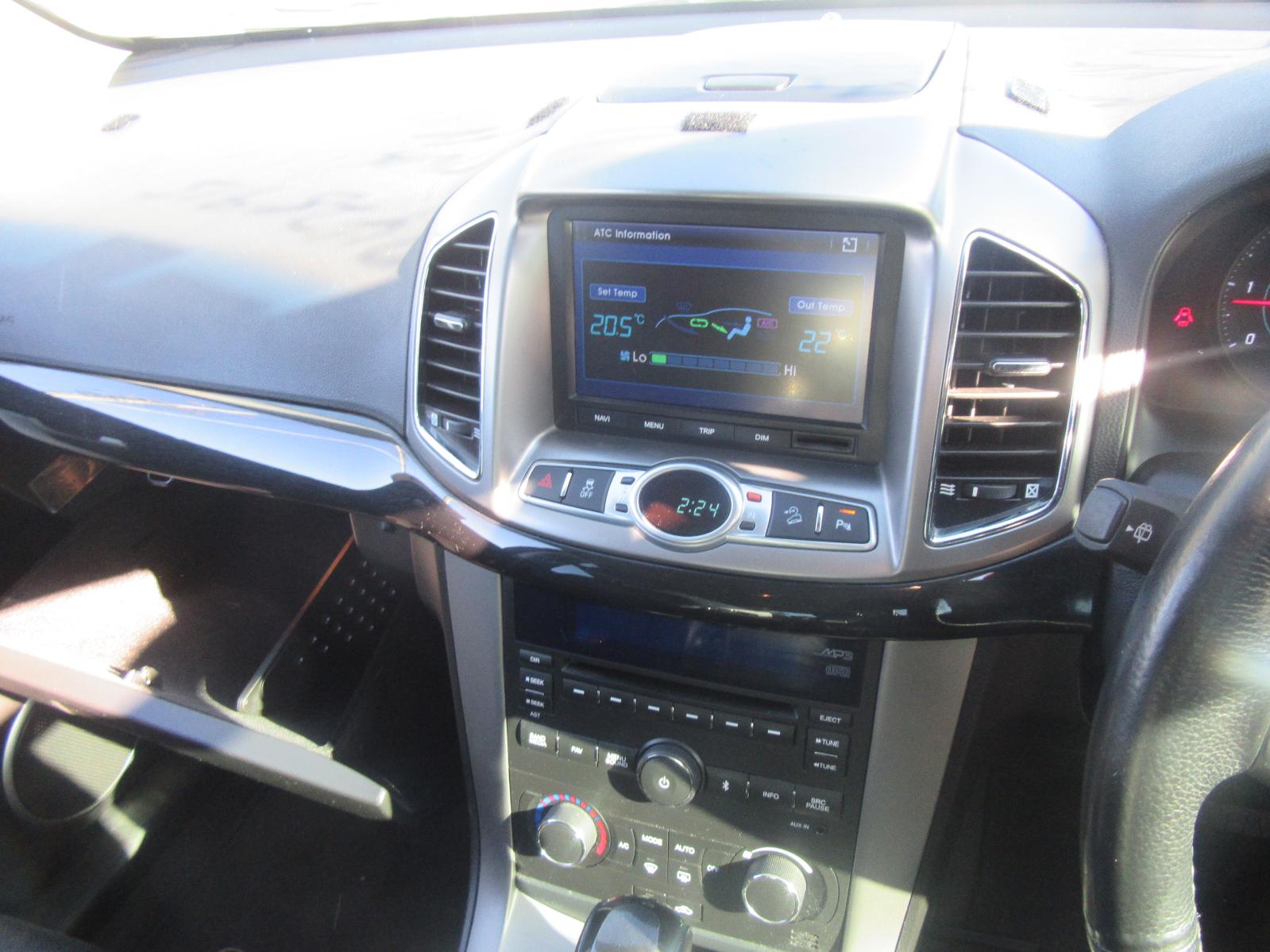 View Auto part Right Rear Door Sliding Holden Captiva 2013
