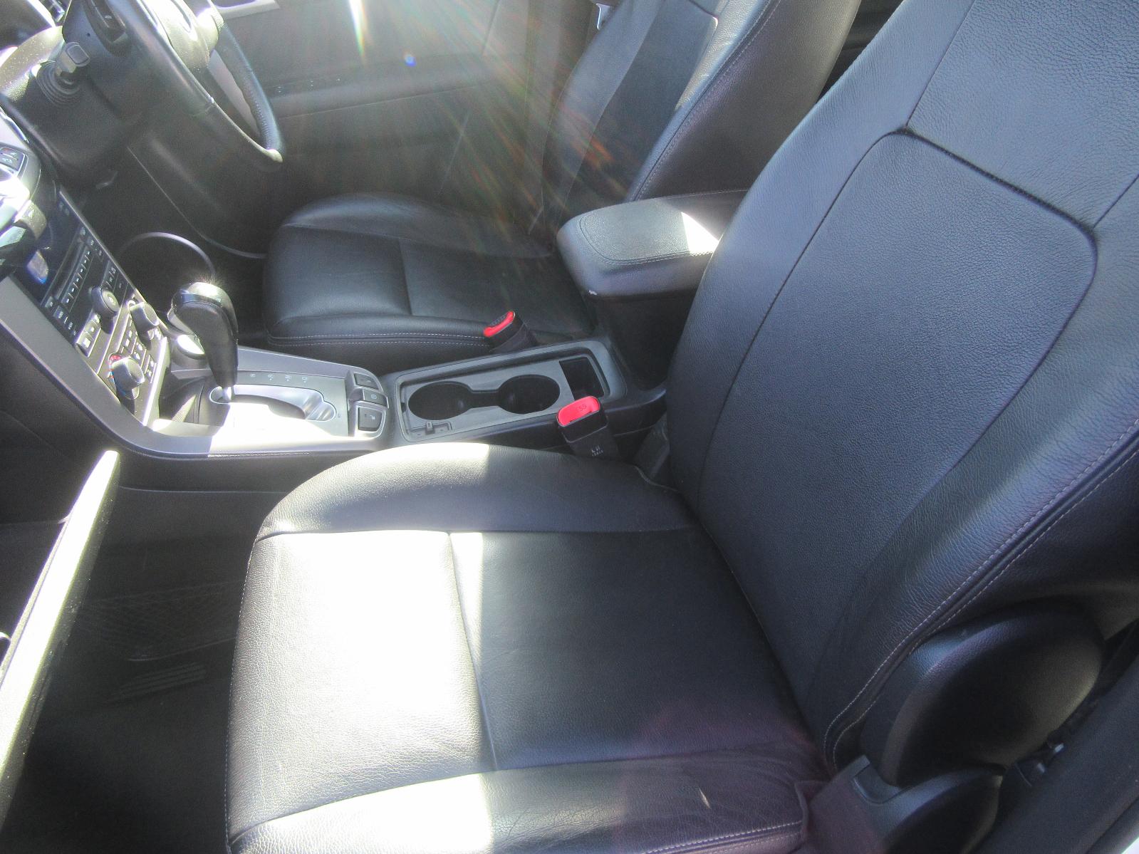View Auto part Right Rear Door Sliding Holden Captiva 2013