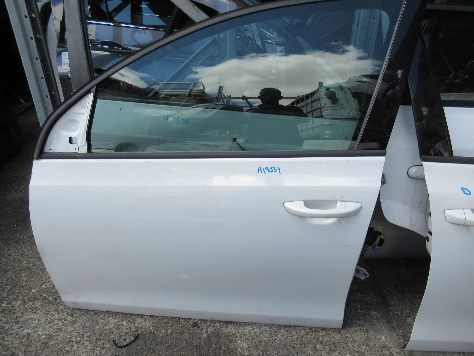 View Auto part Left Front Door Volkswagen Golf 2012