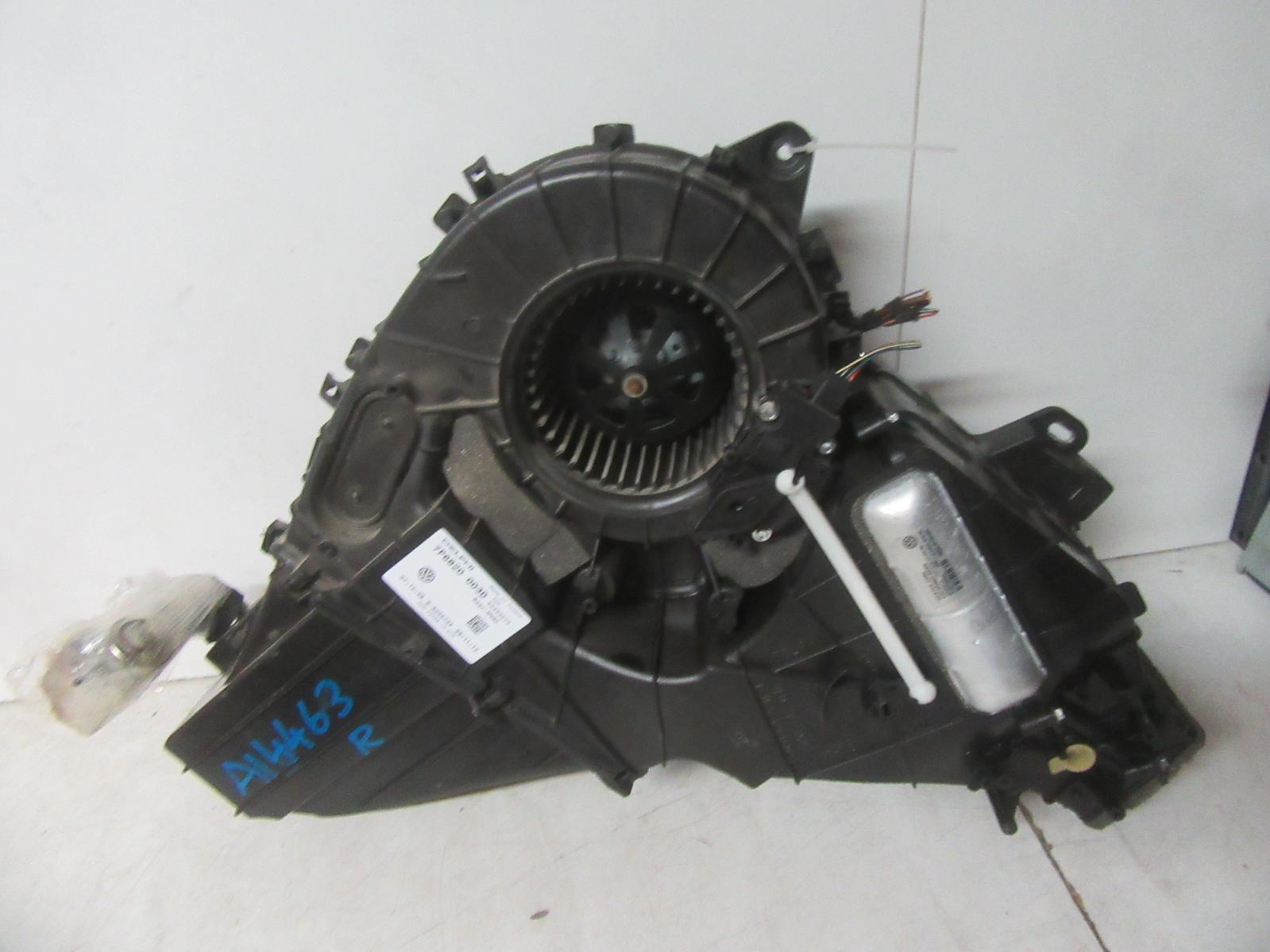 View Auto part Heater Core/Box Volkswagen Touareg 2013