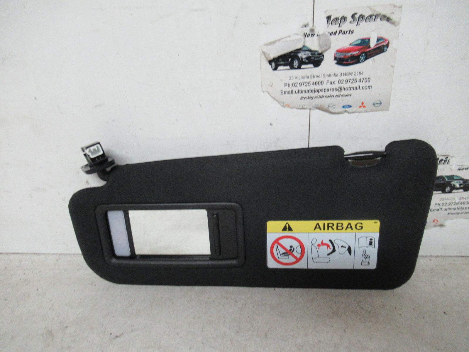 View Auto part Sunvisor Mazda Cx9 2017