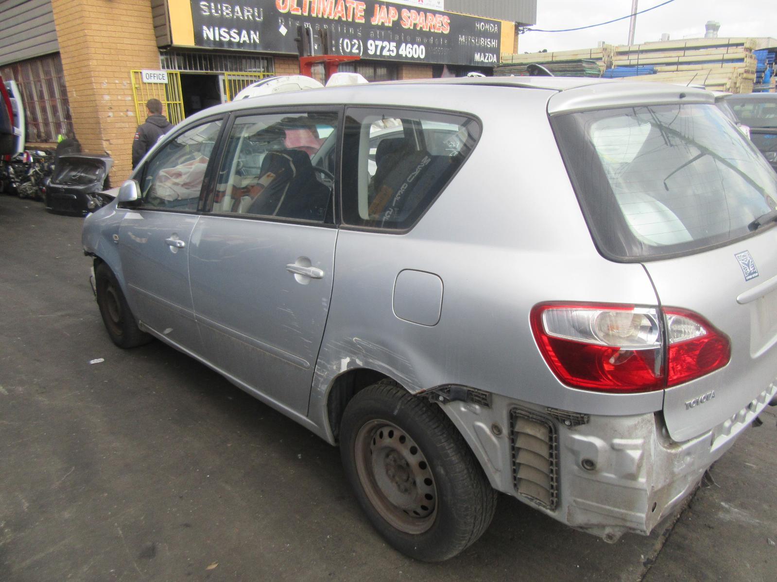 View Auto part Right Door Mirror Toyota Avensis 2004