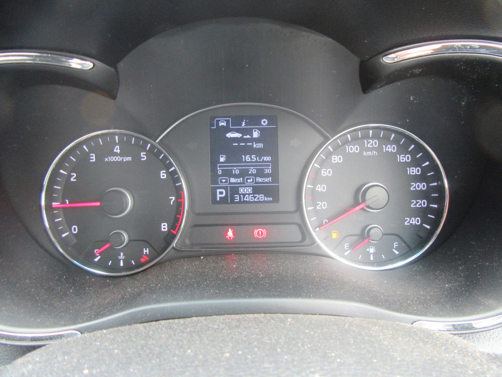 View Auto part Right Taillight Kia Cerato 2013