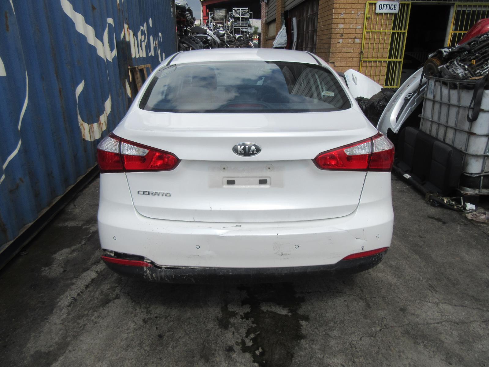 View Auto part Right Taillight Kia Cerato 2013