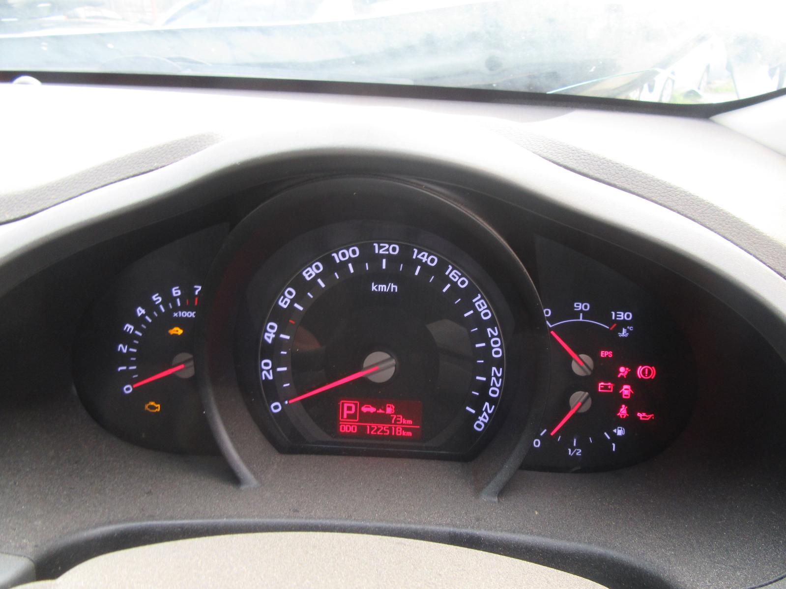 View Auto part Right Front Strut Kia Sportage 2015