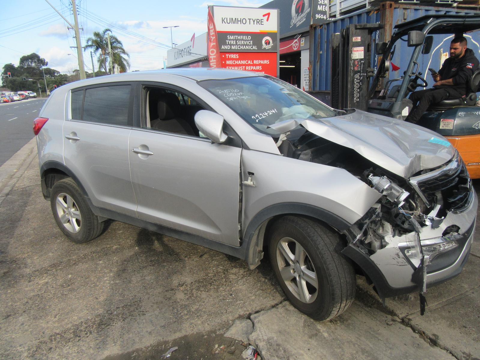 View Auto part Left Indicator/Fog/Side Kia Sportage 2015