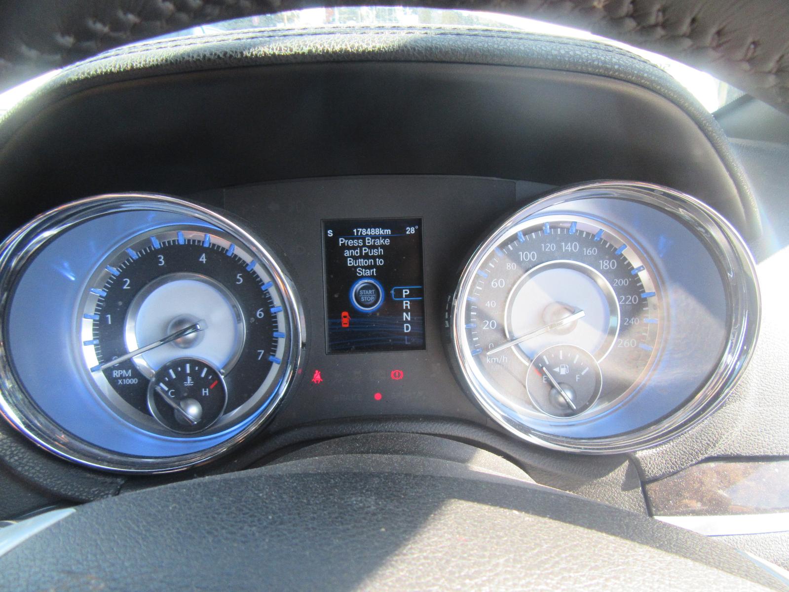 View Auto part Left Rear Door/Sliding Chrysler 300c 2014