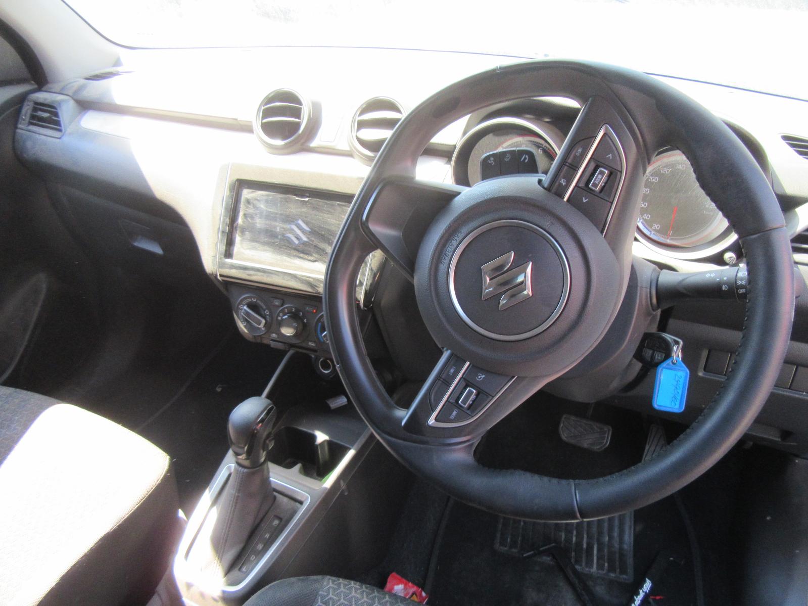 View Auto part Sunvisor Suzuki Swift 2018