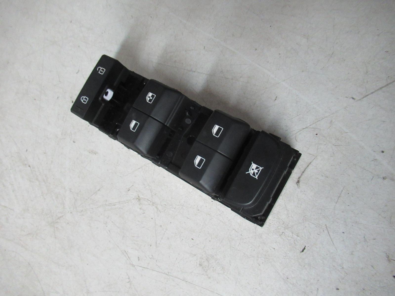 View Auto part Pwr Dr Wind Switch Kia Cerato 2019