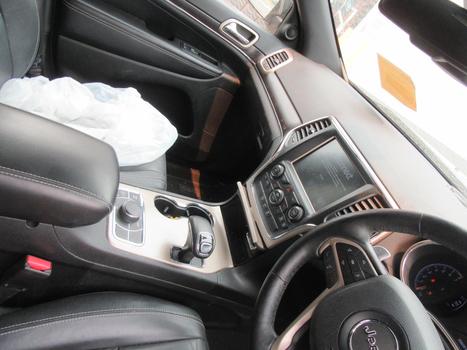 View Auto part Sunvisor Jeep Grandcherokee 2015