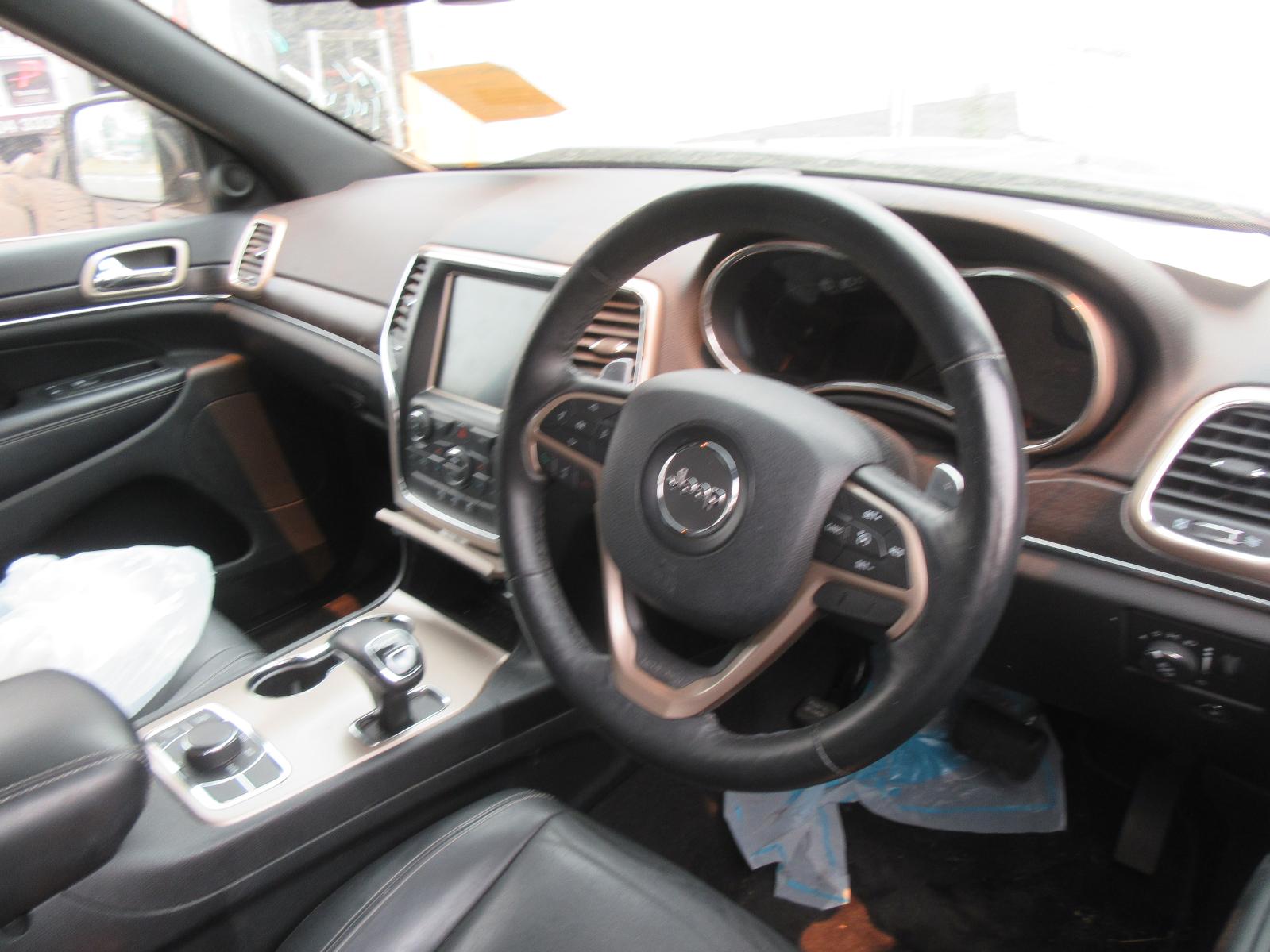 View Auto part Sunvisor Jeep Grandcherokee 2015