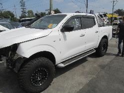 View Auto part Sunvisor Nissan Navara 2015