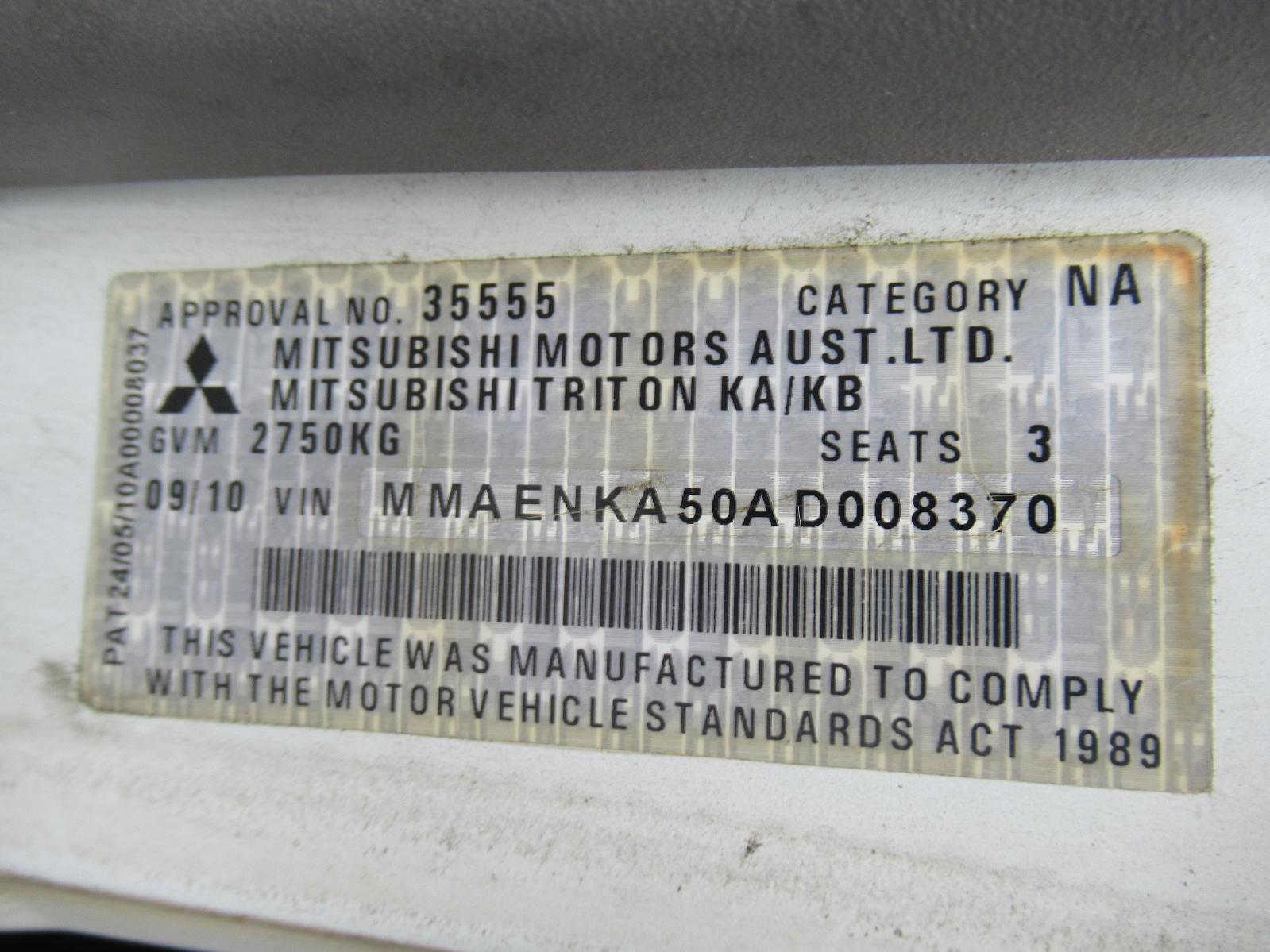 View Auto part Instrument Cluster Mitsubishi Triton 2010