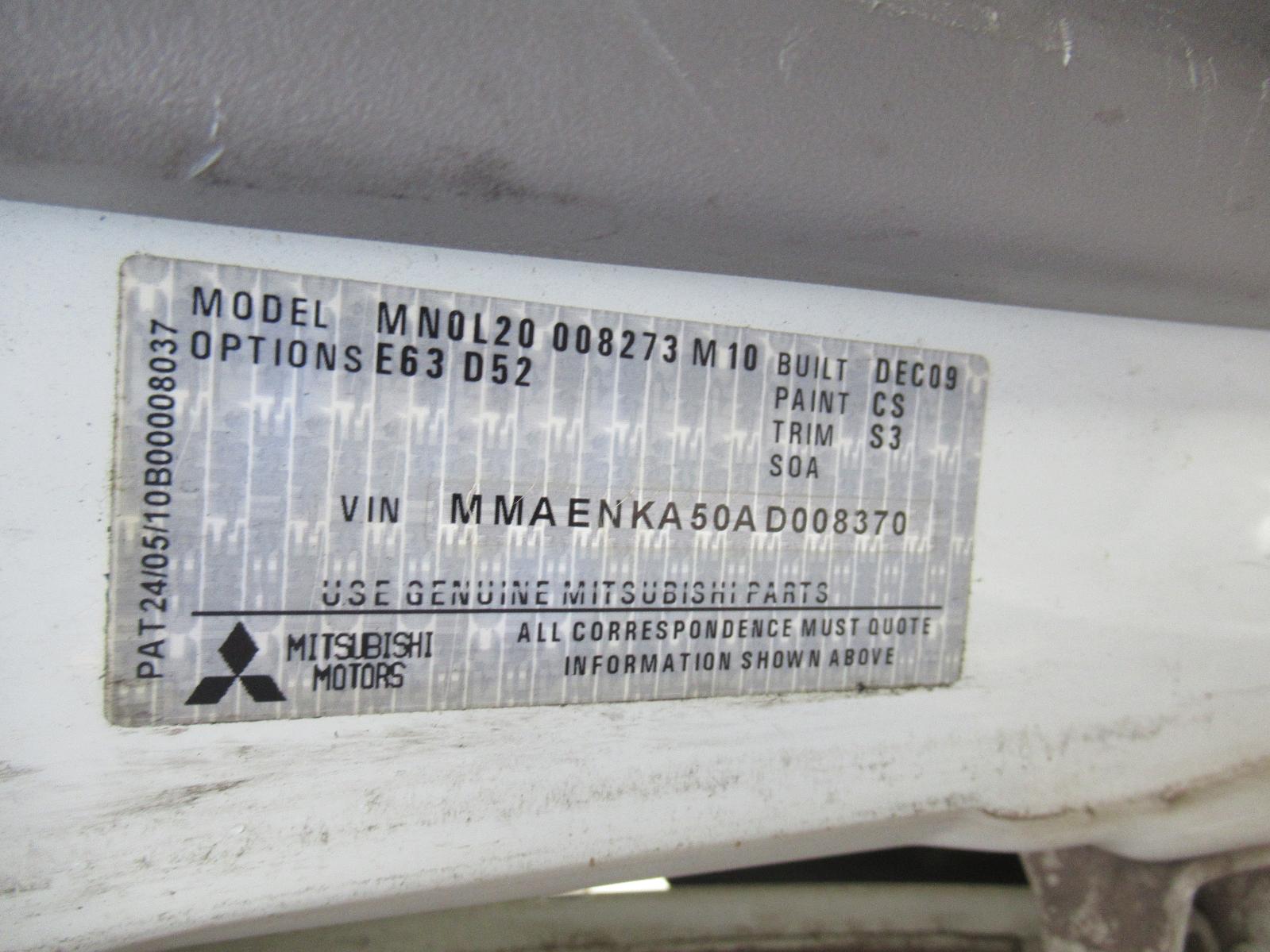 View Auto part Instrument Cluster Mitsubishi Triton 2010