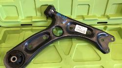 View Auto part Right Front Lower Control Arm Hyundai I30 2019