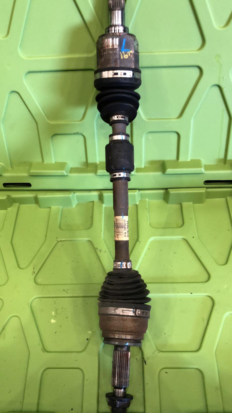 View Auto part Left Driveshaft Hyundai I30 2019
