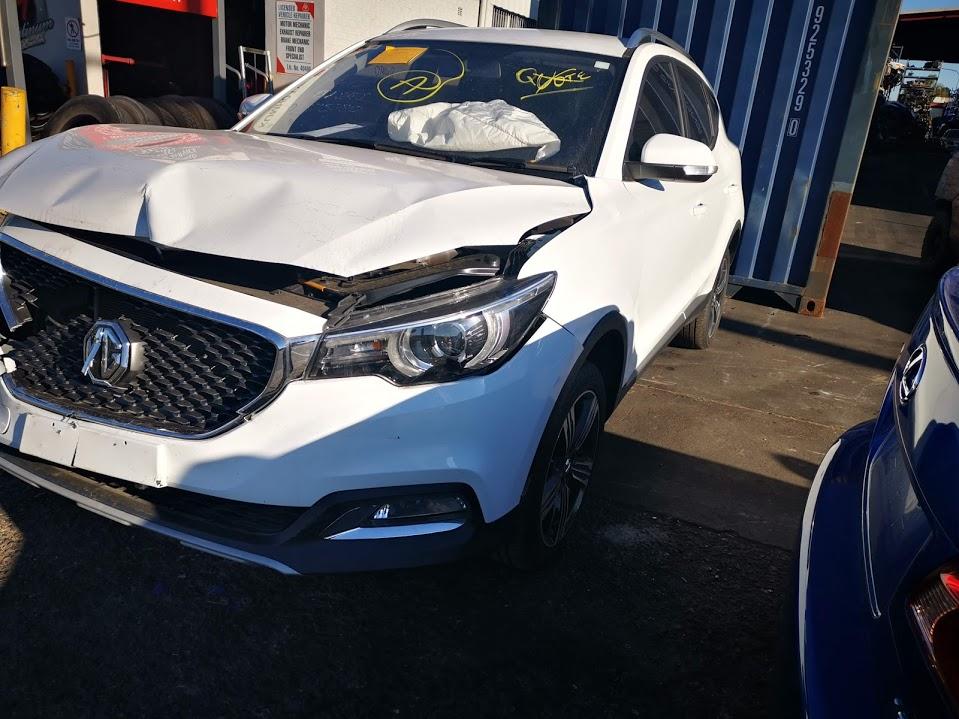View Auto part Left Indicator/Fog/Side Mg Zs 2020
