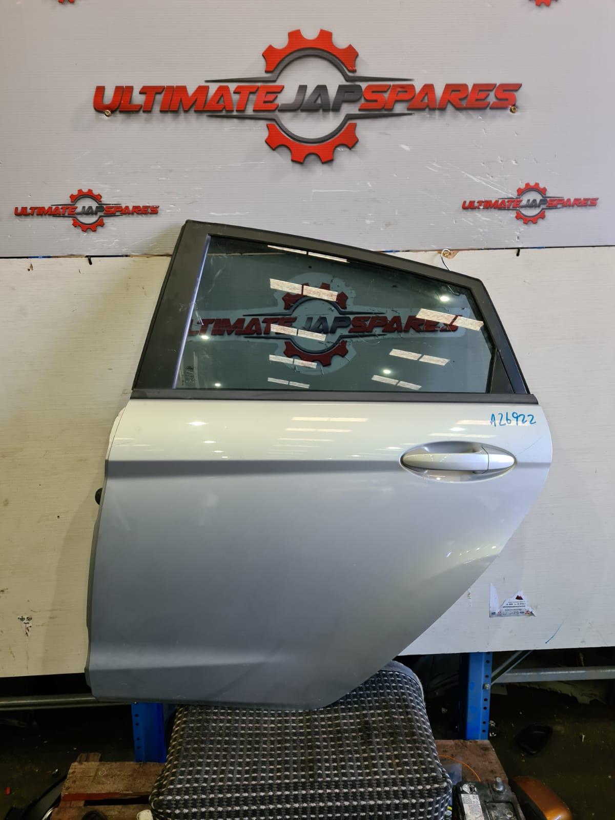 View Auto part Left Rear Door/Sliding Ford Fiesta 2014