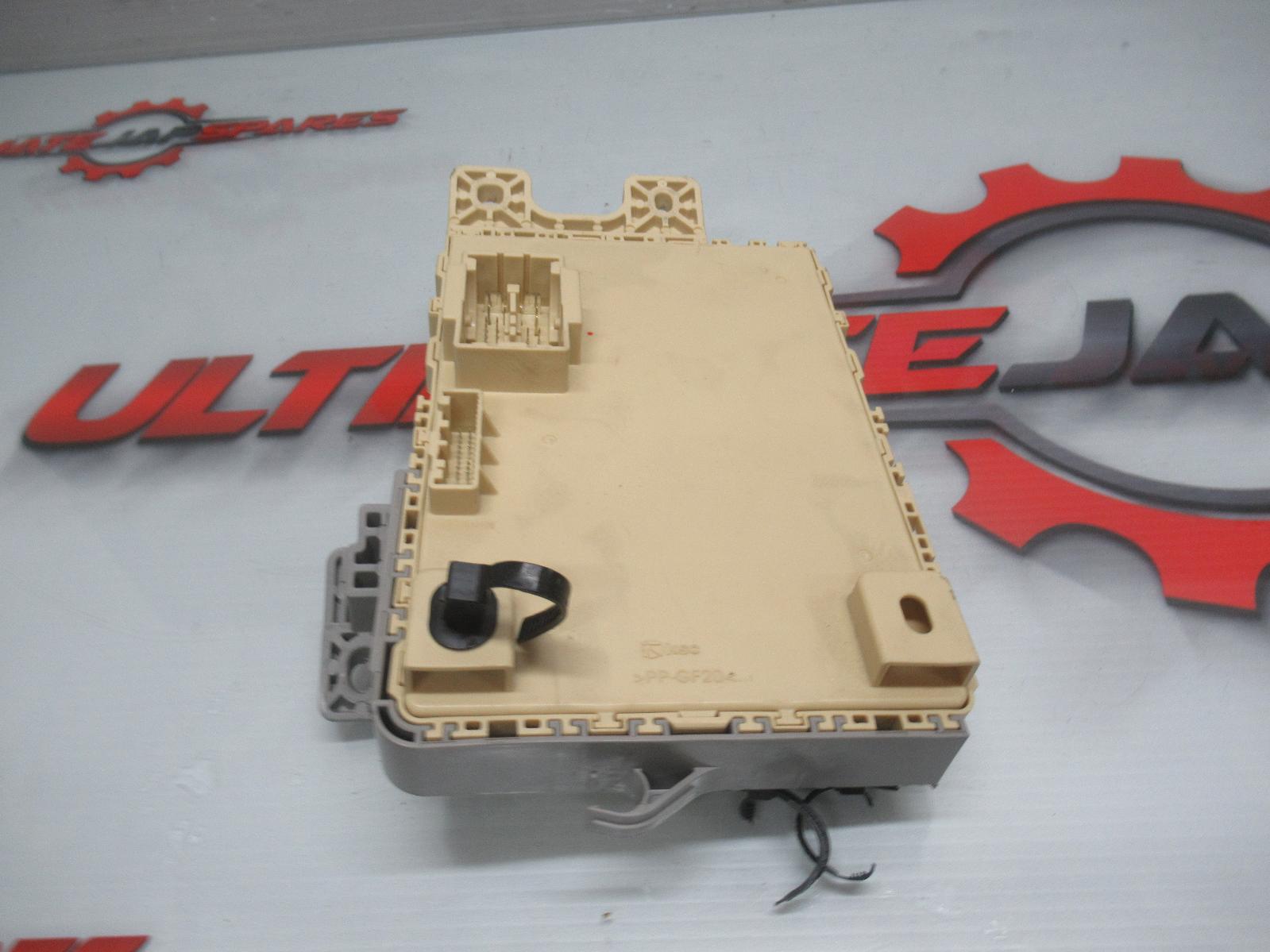 View Auto part Fuse Box Hyundai Elantra 2016