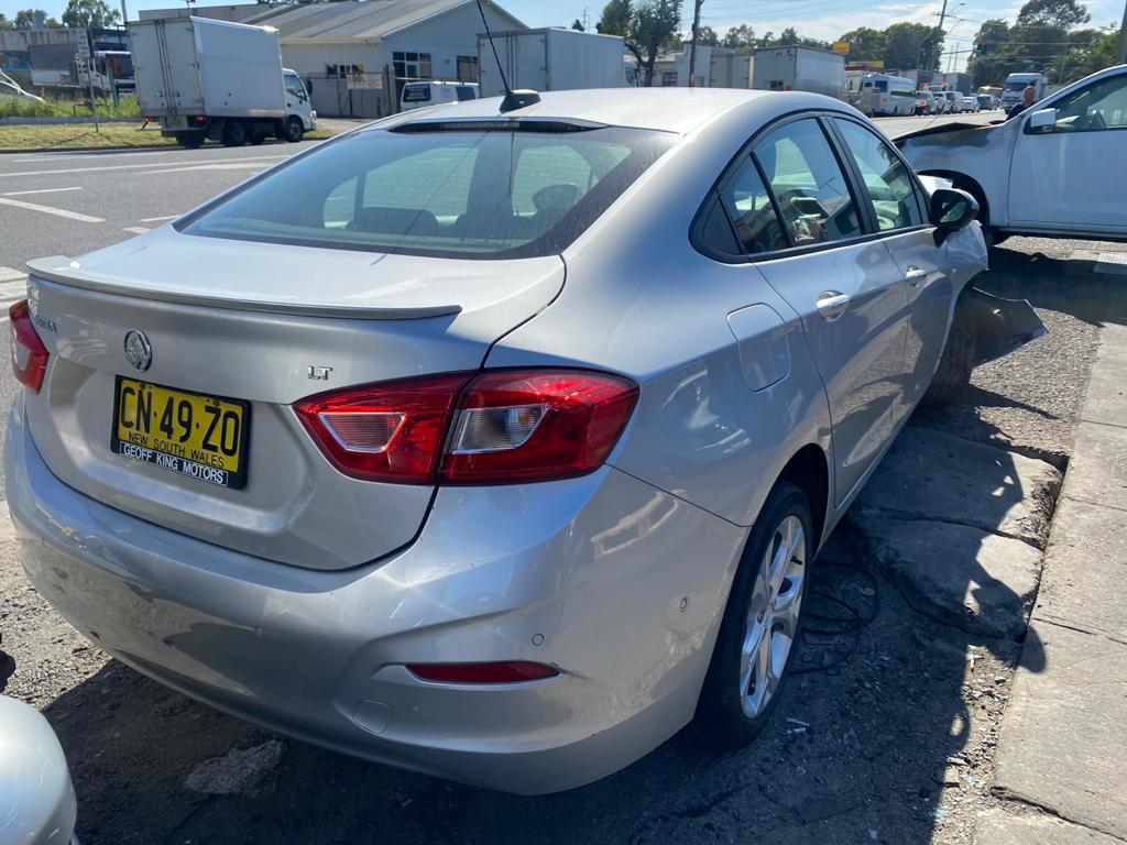 View Auto part Radio/Cd/Dvd/Sat/Tv Holden Astra 2017
