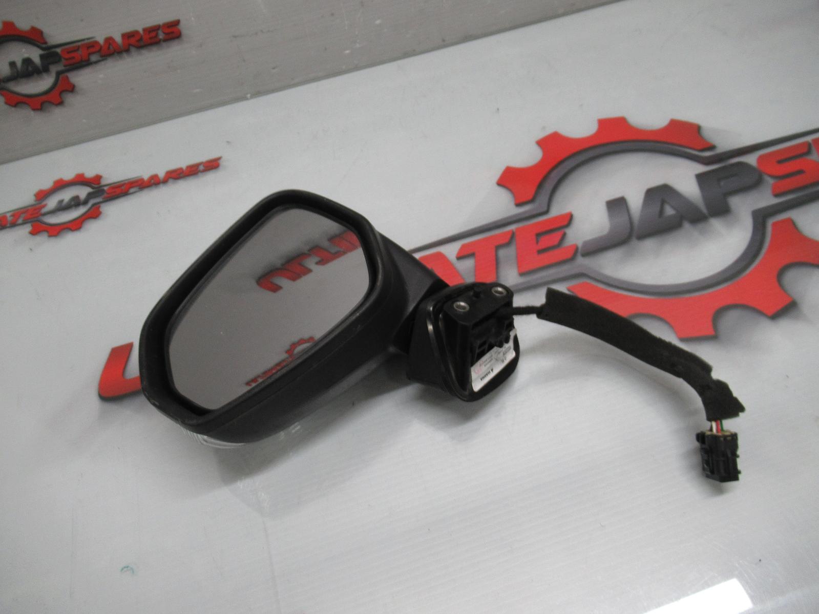 View Auto part Left Door Mirror Mg Mg3 2020
