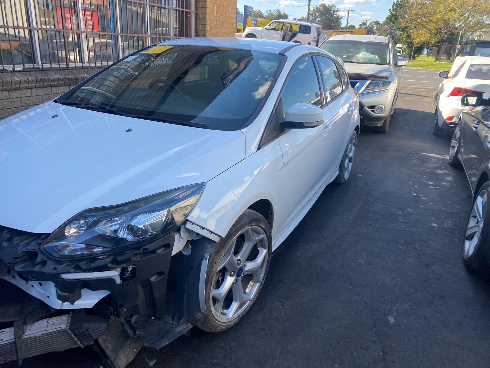 View Auto part Trans/Gearbox Ford Focus 2014