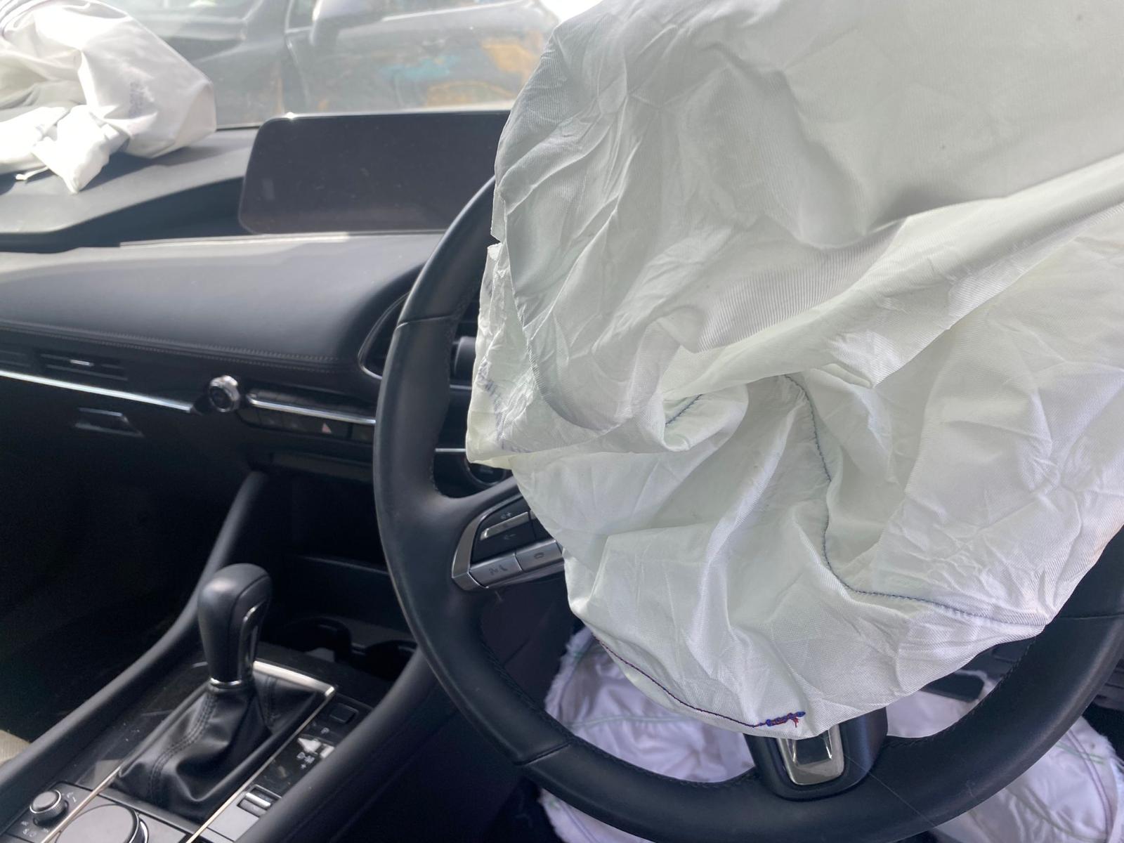 View Auto part Roof Glass/Sunroof/T Mazda 3 2020