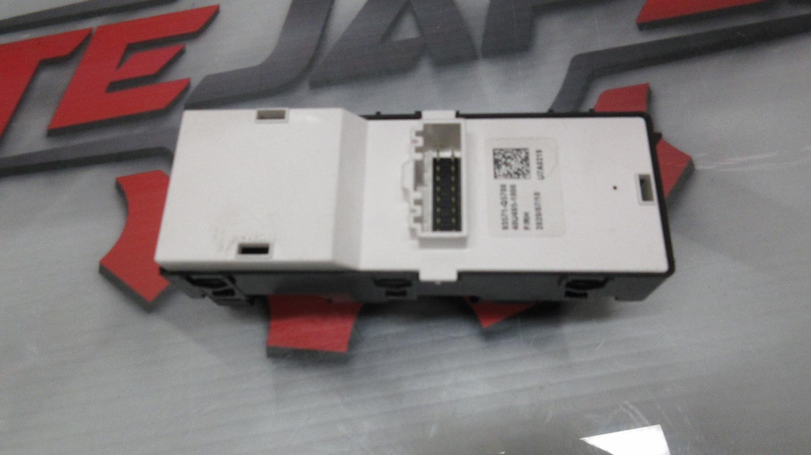 View Auto part Pwr Dr Wind Switch Kia Seltos 2020